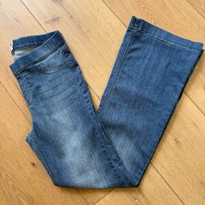 Cello Women's Pull on Flare Jeans